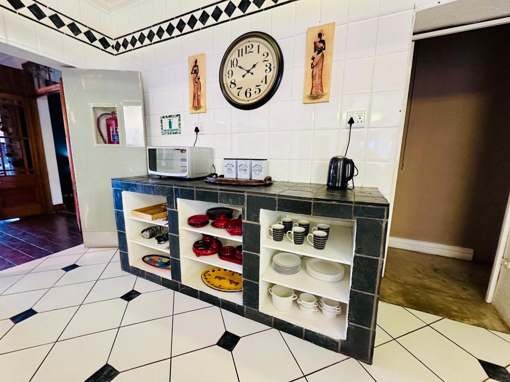 49Onmain Self Catering Holiday Home Sabie Bagian luar foto